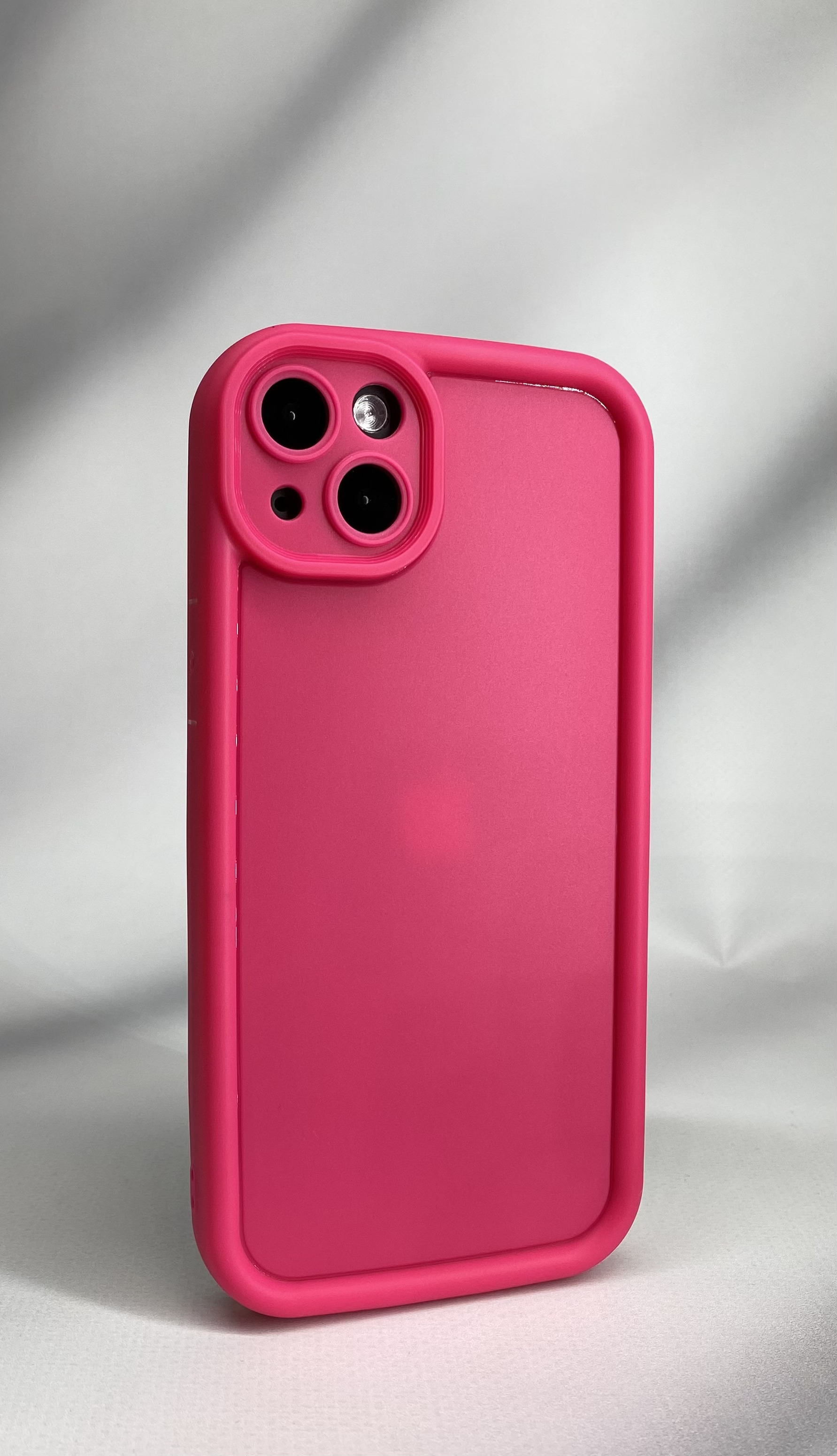 Apple Силиконовый чехол для iPhone 13 розово-красный