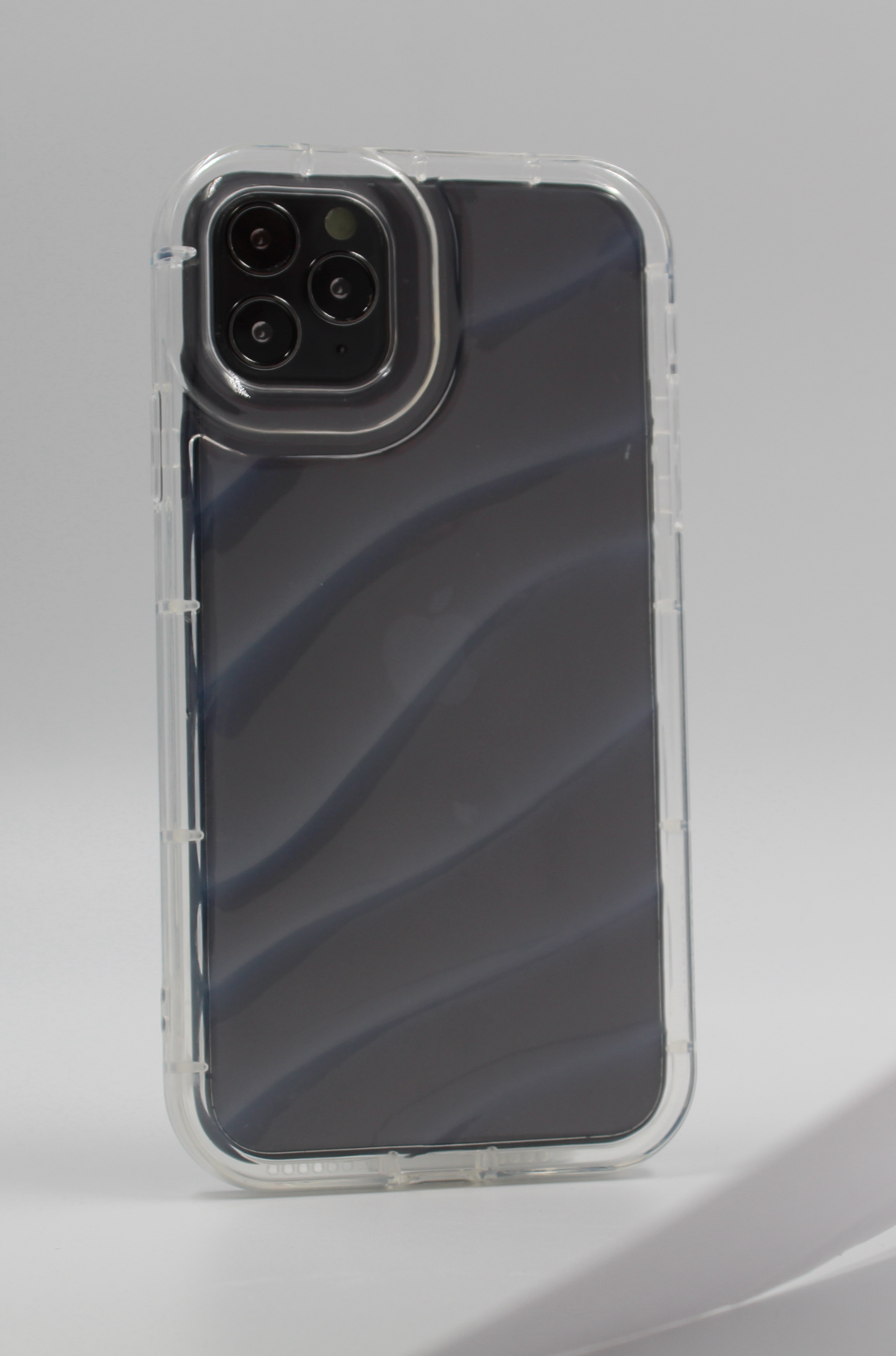 Apple Силиконовый чехол с 3D эффектом волны для iPhone 11 Pro Max прозрачный