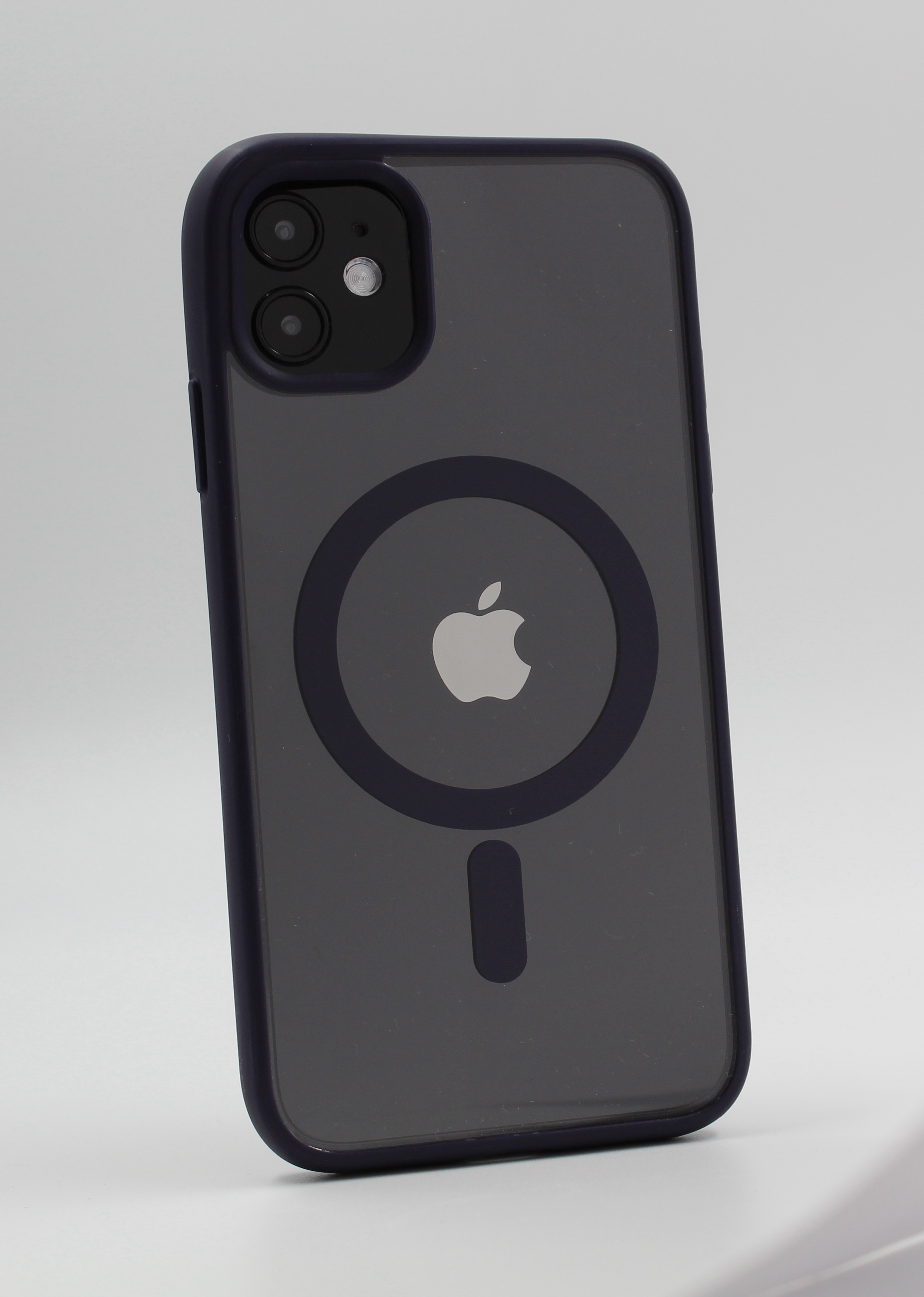 Apple Прозрачный чехол с матовой рамкой для iPhone 11, MagSafe темно-фиолетовый