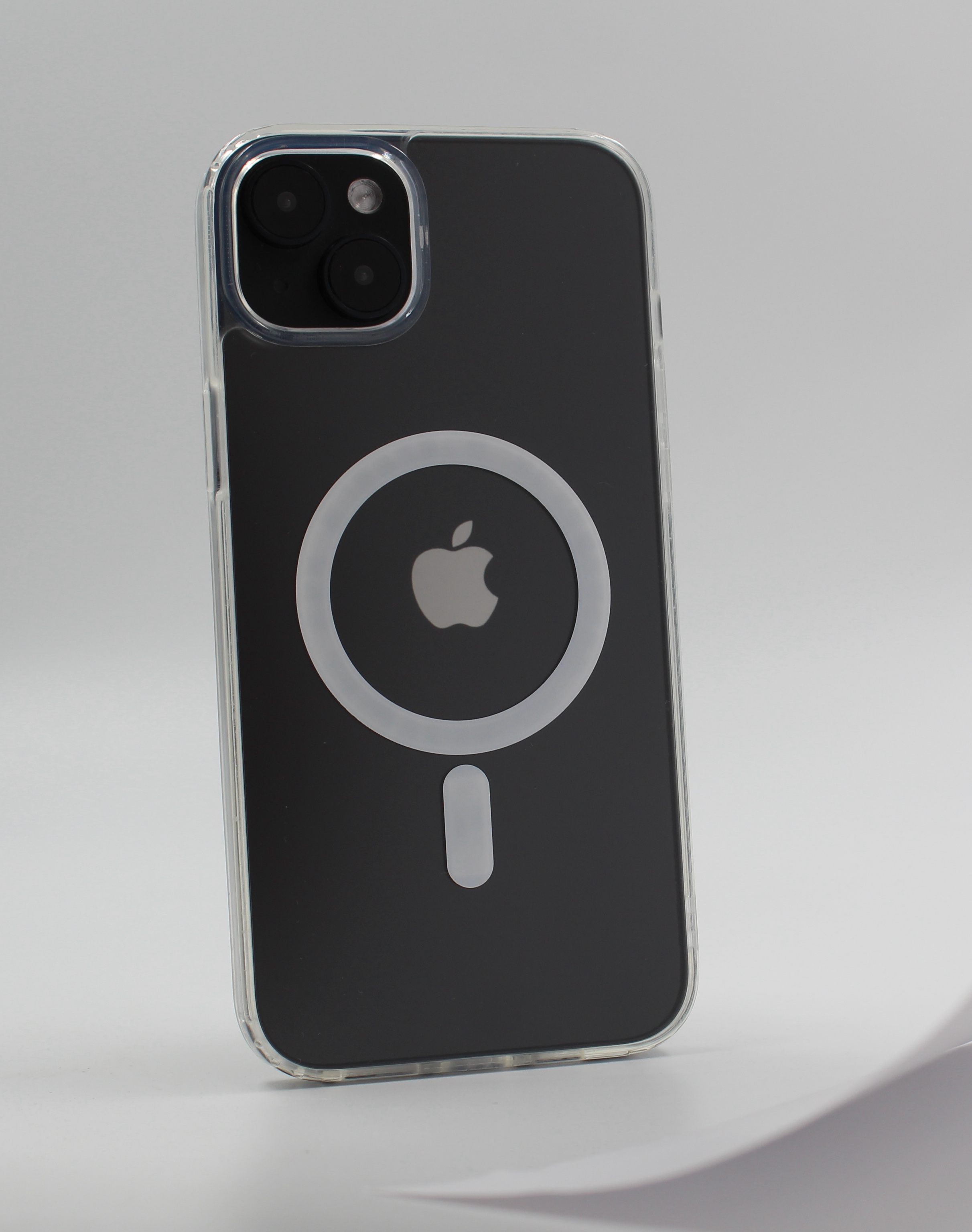 Apple Защитный чехол с матовой оправой объектива для iPhone 13, MagSafe прозрачный